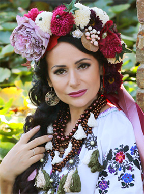 АЛІНА СМИРНОВА